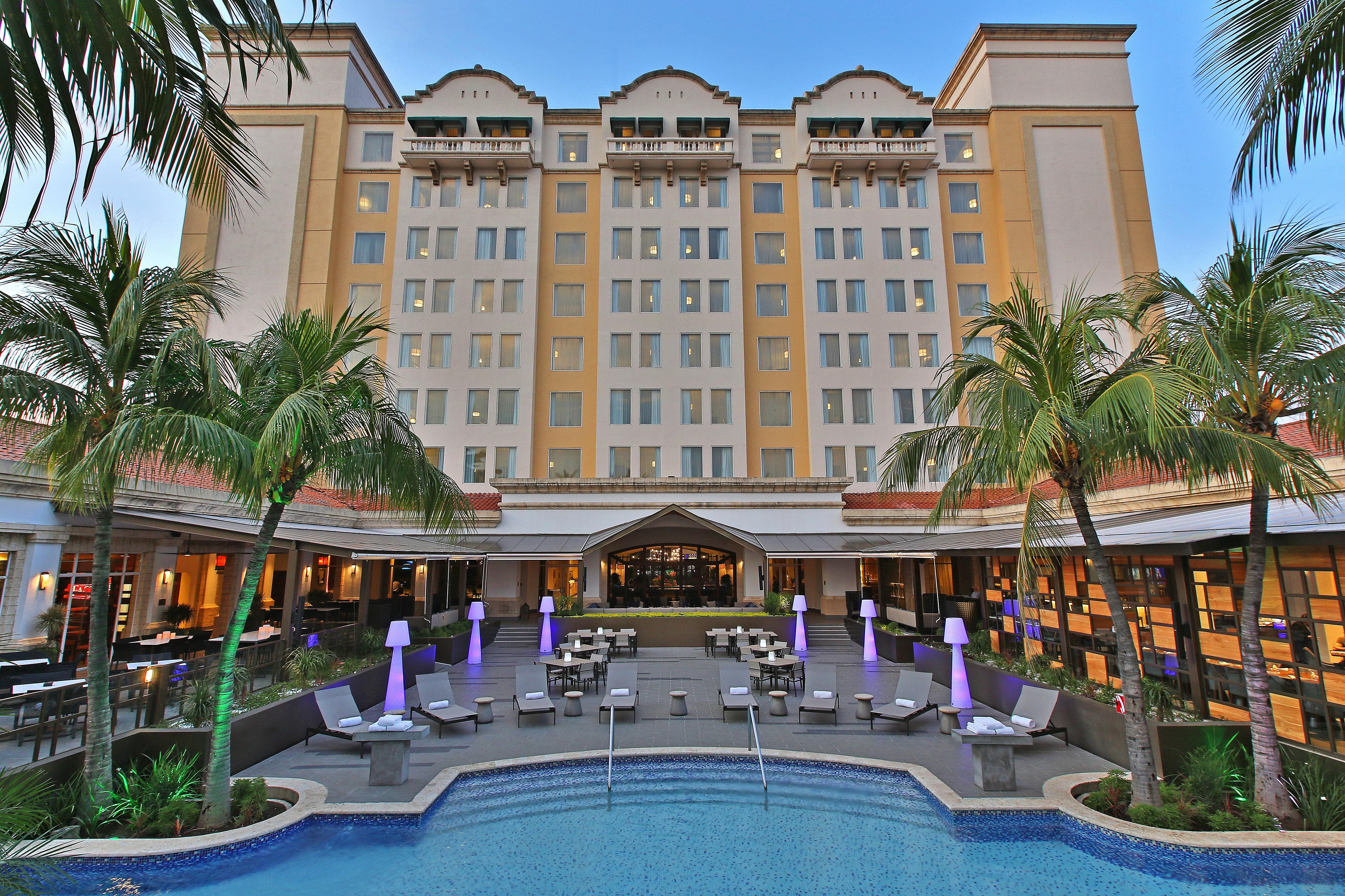 Отель Real Intercontinental Metrocentro Managua By Ihg Экстерьер фото
