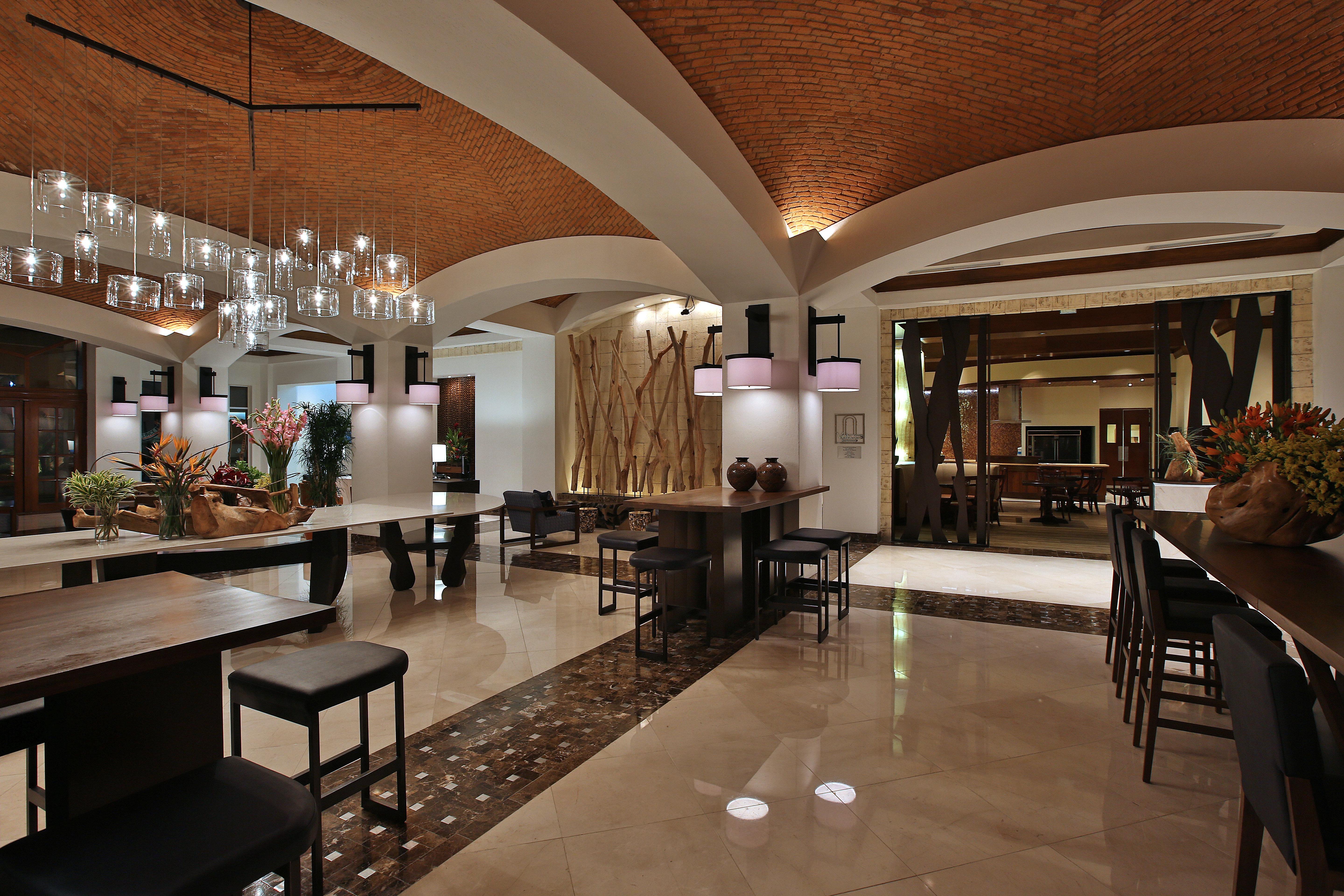 Отель Real Intercontinental Metrocentro Managua By Ihg Экстерьер фото