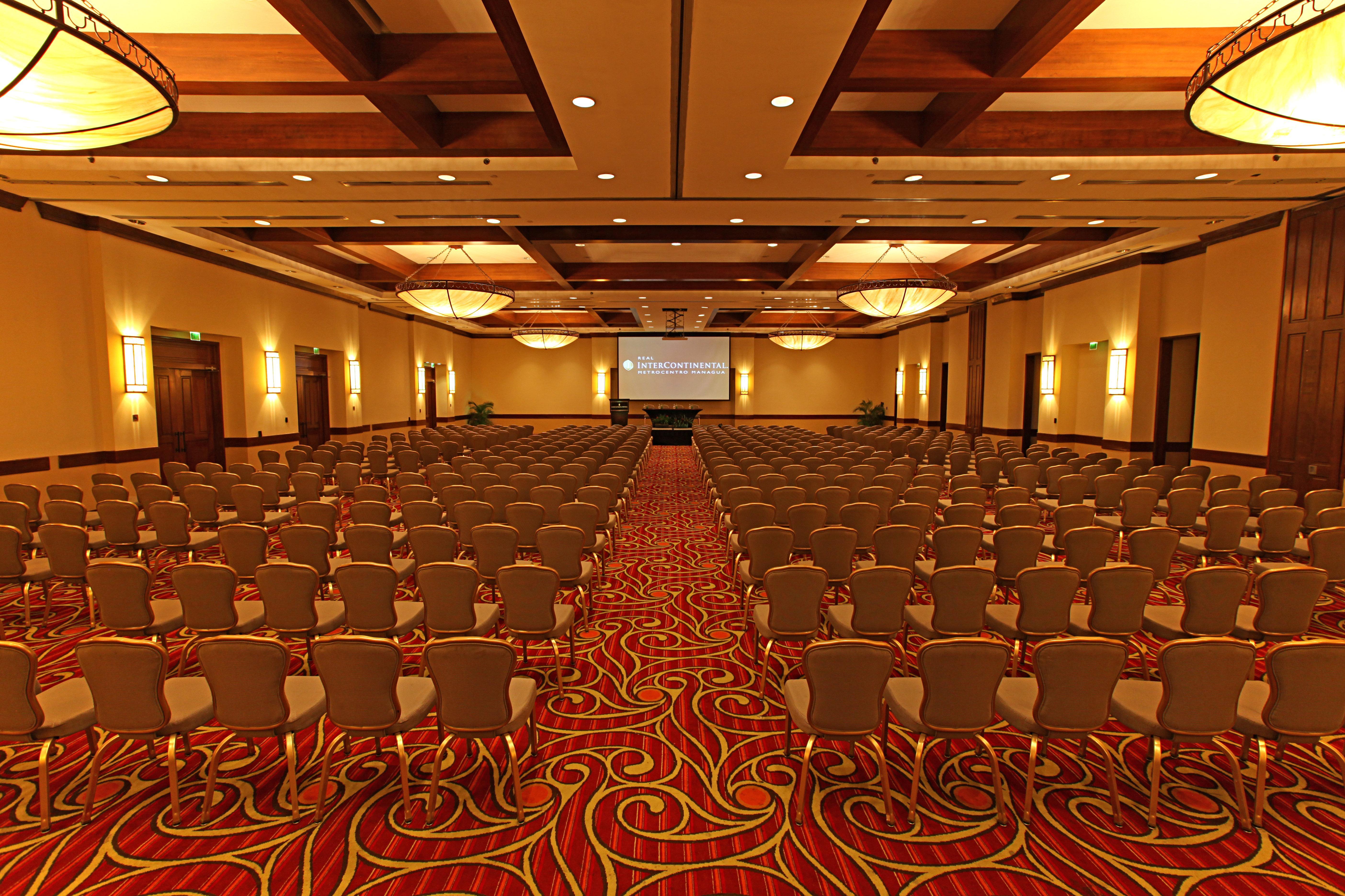 Отель Real Intercontinental Metrocentro Managua By Ihg Экстерьер фото