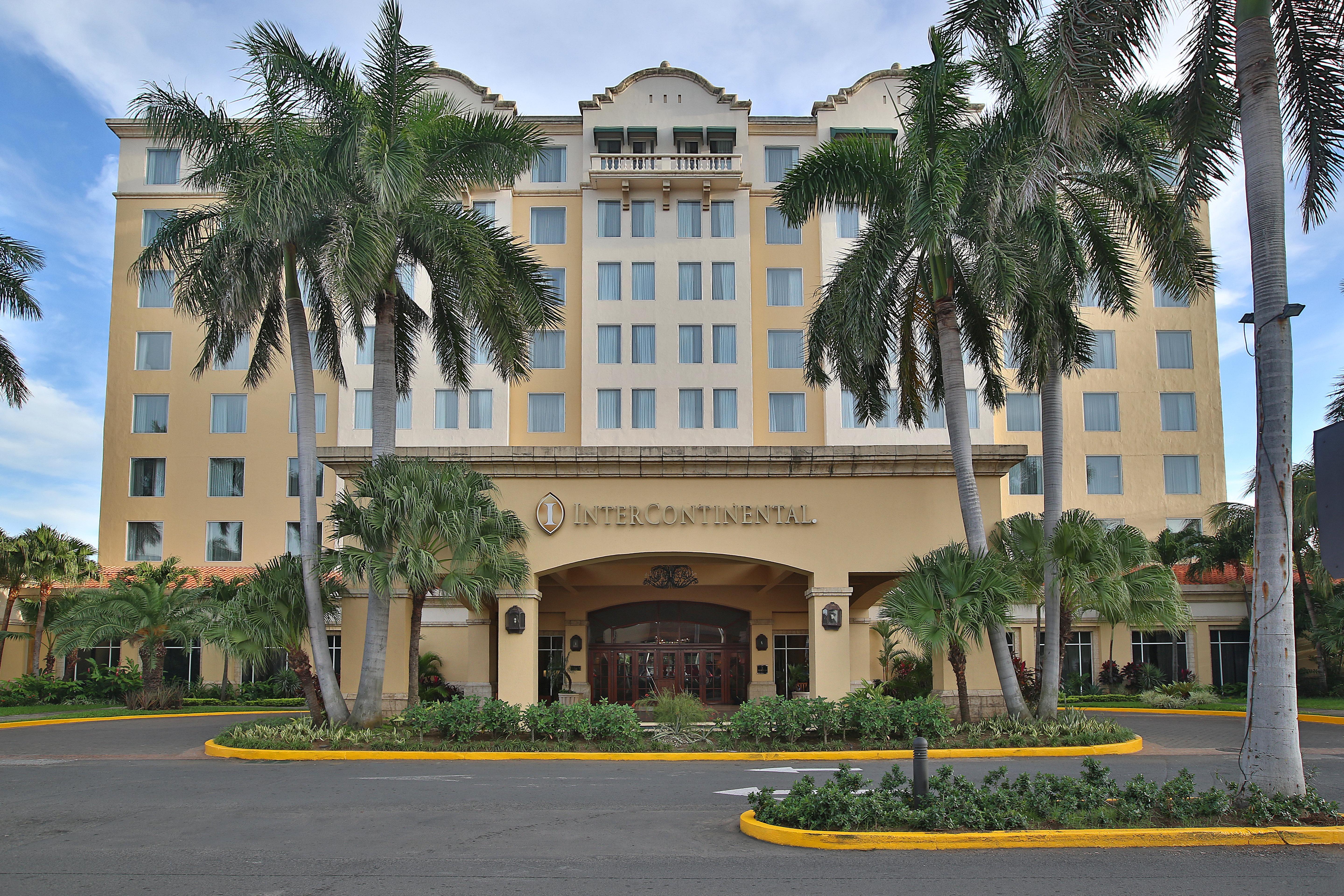 Отель Real Intercontinental Metrocentro Managua By Ihg Экстерьер фото